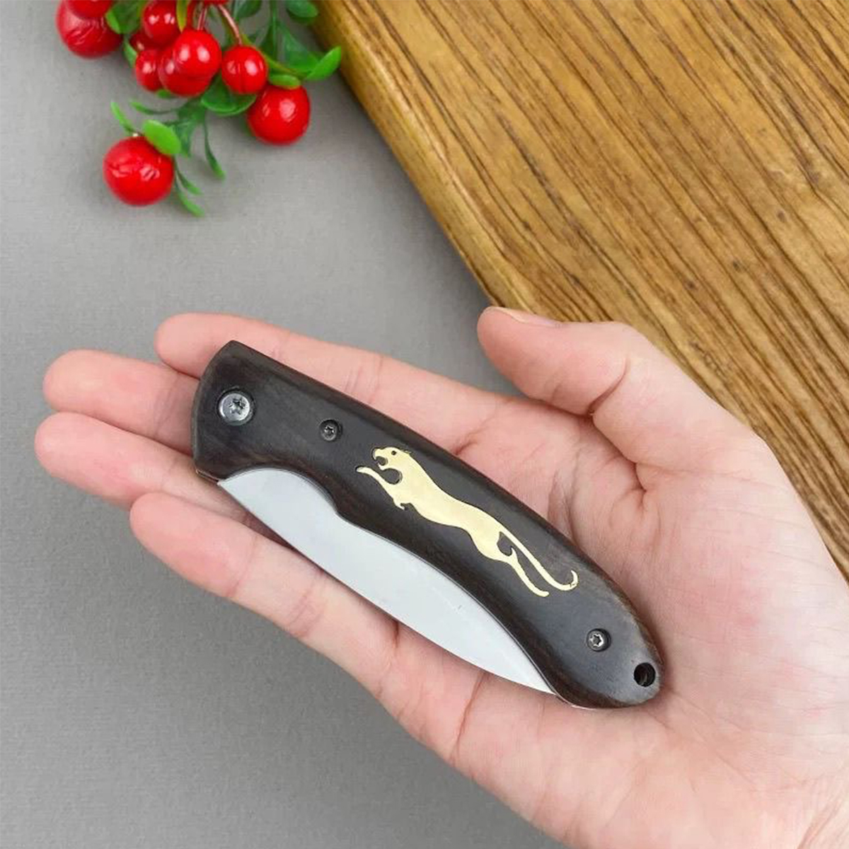 TUPI Folding Blade Knife Handm – Oud Wood Chip Bewertung und Preis